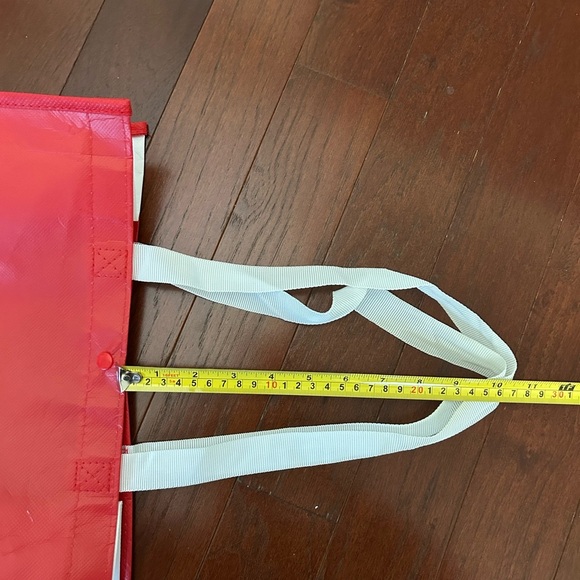Two Lululemon Reusable Totes Red/black White
Classic Shopping Bag Snap Closure - Picture 6 of 10